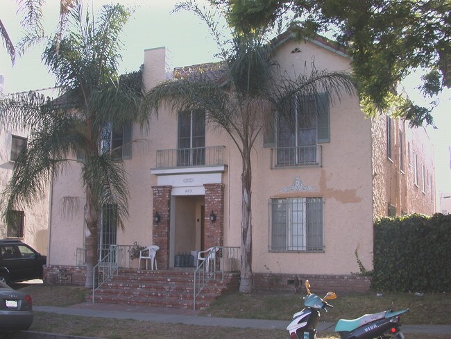 409 N Genesee Ave in Los Angeles, CA - Foto de edificio - Building Photo