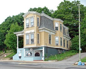 25 High St in Somersworth, NH - Building Photo - Building Photo