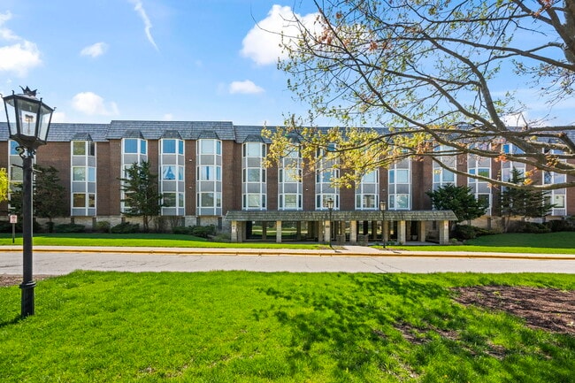 property at 201 Thames Pkwy