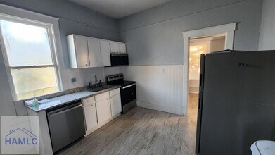 826 E Duffy St in Savannah, GA - Foto de edificio - Building Photo