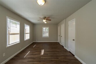 4645 Buffalo Ave in Beaumont, TX - Foto de edificio - Building Photo
