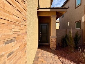 120 Chloe Chase Ave in Henderson, NV - Building Photo - Building Photo