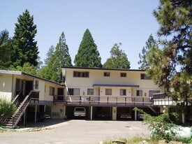 Pacific Pines Apartments in Placerville, CA - Building Photo