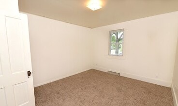 636 N Franklin St, Unit .5 in Stanley, WI - Building Photo - Building Photo