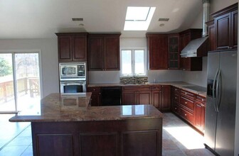 3 Pinetree Ct in Commack, NY - Building Photo - Building Photo