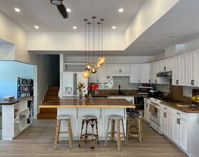 784 Kealahou St in Honolulu, HI - Building Photo - Building Photo