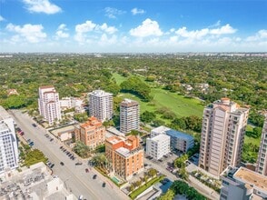 671 Biltmore Way in Coral Gables, FL - Building Photo - Building Photo