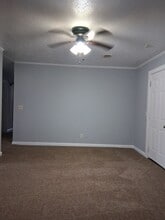 1933 Wisteria Dr in Jackson, MS - Building Photo - Building Photo