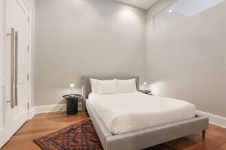 822 Perdido St in New Orleans, LA - Building Photo - Building Photo