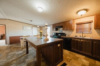 1715 N Clendenen Ave in Odessa, TX - Building Photo - Building Photo