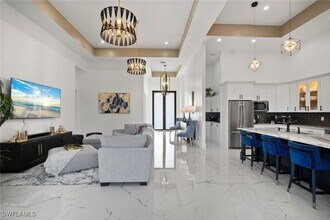 930 Sycamore Ct in Marco Island, FL - Building Photo - Building Photo