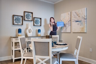 North Beach on Kernan in Jacksonville, FL - Foto de edificio - Interior Photo