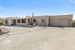 5727 N PSO Ventoso in Tucson, AZ - Building Photo