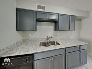 6919 Glenwick Dr in Memphis, TN - Building Photo - Building Photo