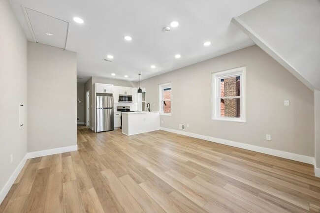 property at 6150 W Columbia Ave