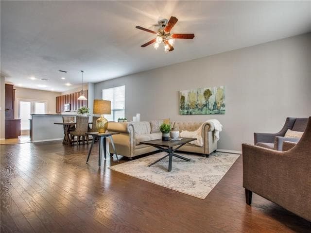 8912 Cranston Ct in Aubrey, TX - Building Photo - Building Photo