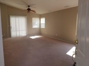 3187 Misty Winds Ct in Henderson, NV - Building Photo - Building Photo