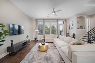 1603 Holly St in Houston, TX - Building Photo - Building Photo