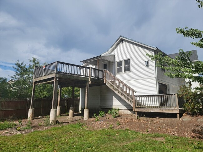 407 Bloom St in Danville, PA - Building Photo - Building Photo