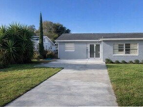 132 Miller Dr in Winter Haven, FL - Building Photo - Building Photo