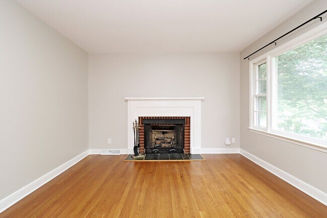 1245 Holmes Ave in Charlottesville, VA - Building Photo - Building Photo