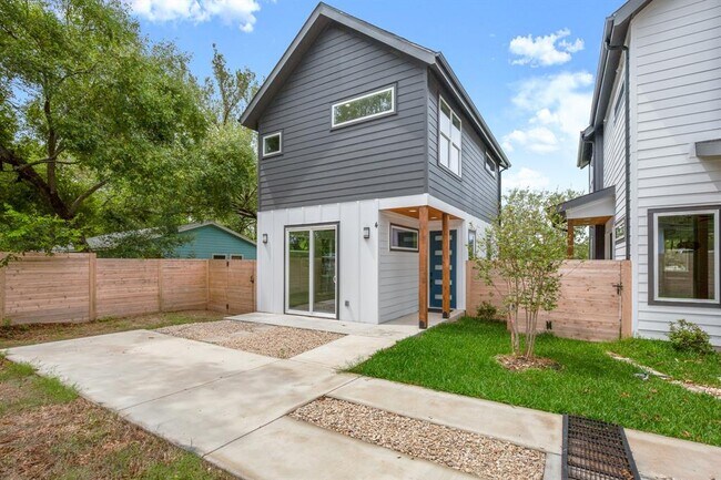 property at 5305 Ledesma Rd