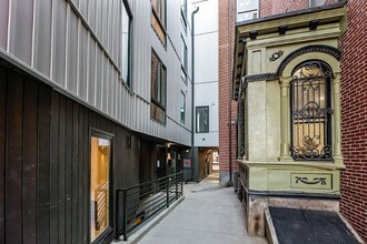 933 N 29th St in Philadelphia, PA - Building Photo - Building Photo