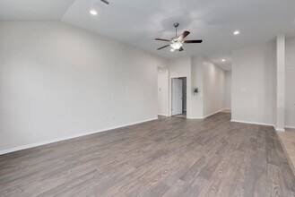 21604 Pope Dr in Leander, TX - Building Photo - Building Photo