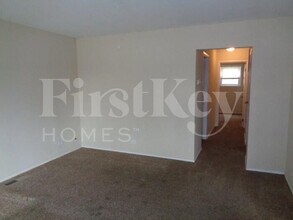 14708 Shepard Dr in Dolton, IL - Building Photo - Building Photo