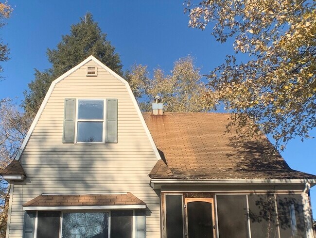 property at 1201 Mc Kinley Ave