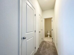 9078 Vesey Ave in Las Vegas, NV - Building Photo - Building Photo