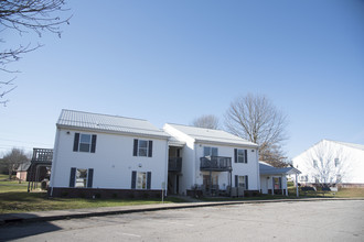 Ashley Pointe Apartments in Elizabethtown, KY - Building Photo - Building Photo