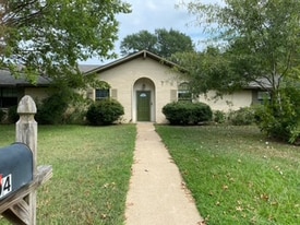 6104 Polly Dr in Texarkana, TX - Building Photo