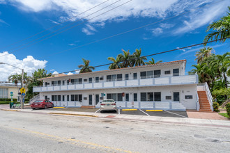 345 85th St in Miami Beach, FL - Building Photo - Building Photo