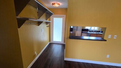 2209 SE East Dunbrooke Cir in Port St. Lucie, FL - Building Photo - Building Photo