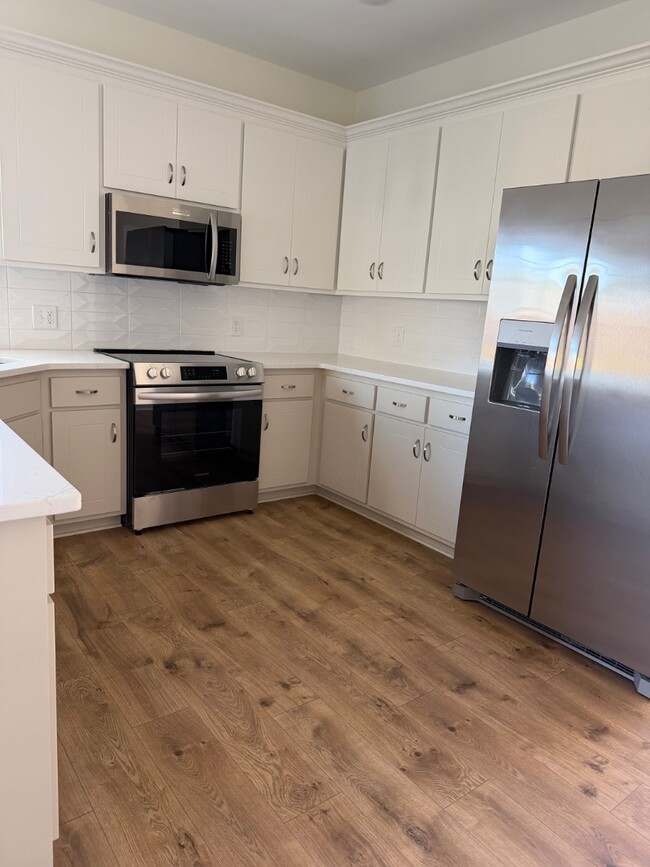 2537 Jones St in Winterville, NC - Building Photo - Building Photo