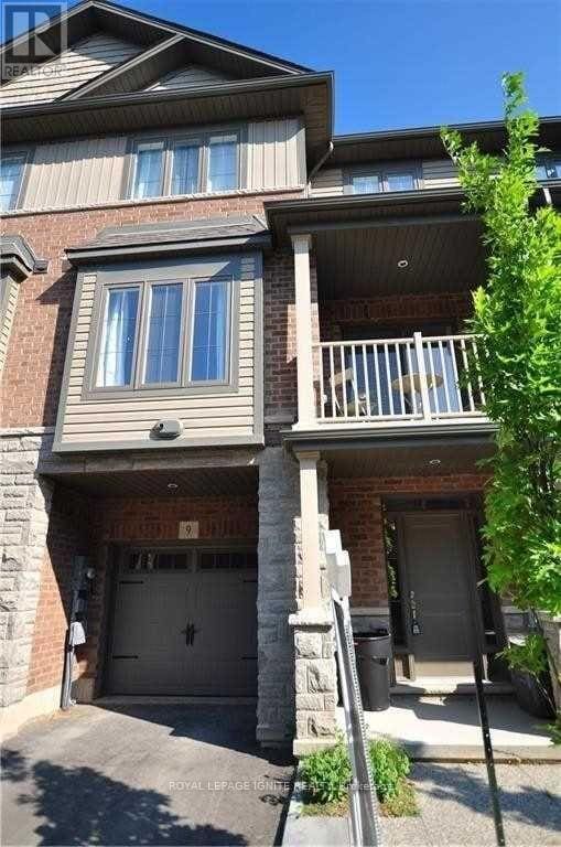 property at 9 Ridgeside Ln