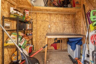 244 N Emerson Ave in Wenatchee, WA - Foto de edificio - Building Photo