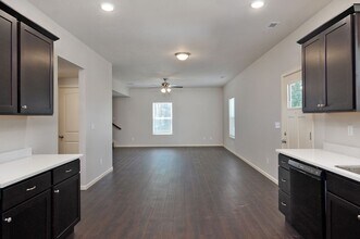 1320 E Elm St in Springfield, MO - Building Photo - Building Photo