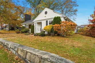 259 High Service Ave in North Providence, RI - Building Photo - Building Photo