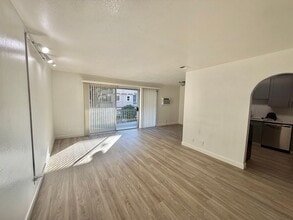 219 Kiely Blvd in Santa Clara, CA - Building Photo - Building Photo