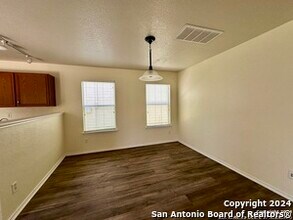 7750 Copper Cave in San Antonio, TX - Building Photo - Building Photo