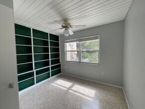 6346 Beechwood Ave in Sarasota, FL - Building Photo - Building Photo