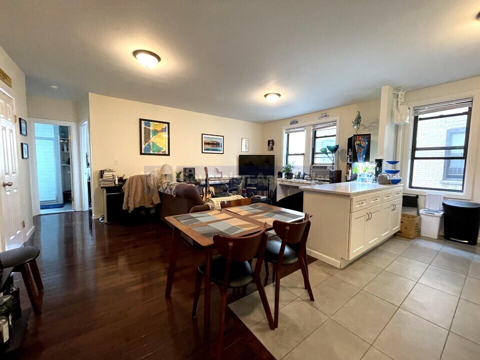 165 Pinehurst Ave-Unit -3E in New York, NY - Building Photo