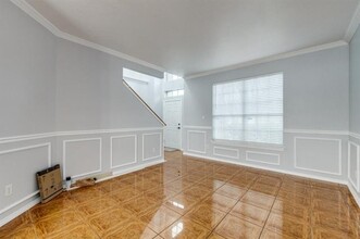 6404 Redstone Dr in Arlington, TX - Foto de edificio - Building Photo
