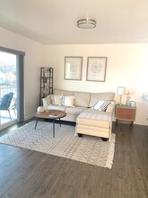 502 10th Ave W in Polson, MT - Foto de edificio - Building Photo