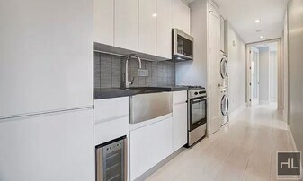 STANTON ST., Unit 6A in New York, NY - Building Photo