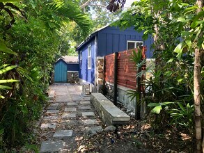 824 35th St in West Palm Beach, FL - Building Photo - Building Photo