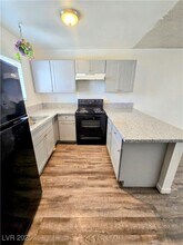 844 N Held Rd in Las Vegas, NV - Building Photo - Building Photo