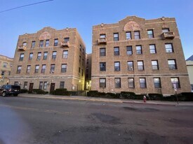 144 Old Bergen Rd in Jersey City, NJ - Building Photo